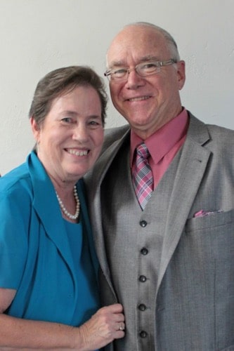 Pasteur Scott et Dori Nelson, fondateurs de l'Institut Biblique Logos